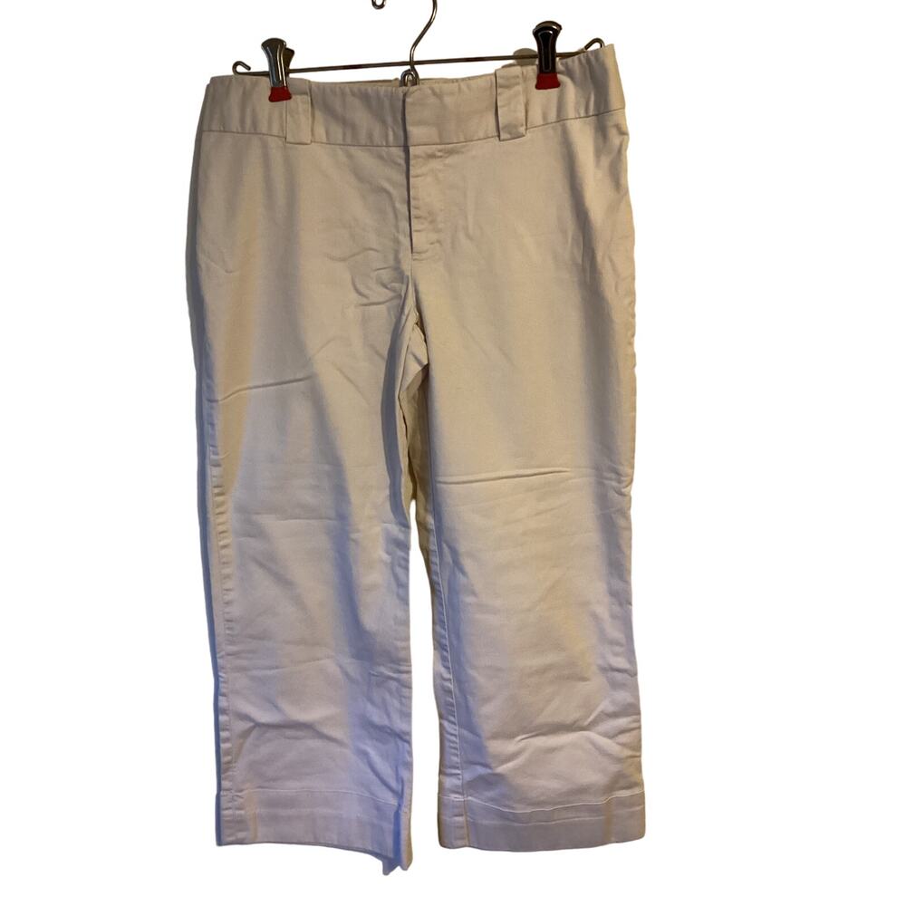 2512 Merona Women Capri Pant Khaki Pants 8" Rise Beige Size 4